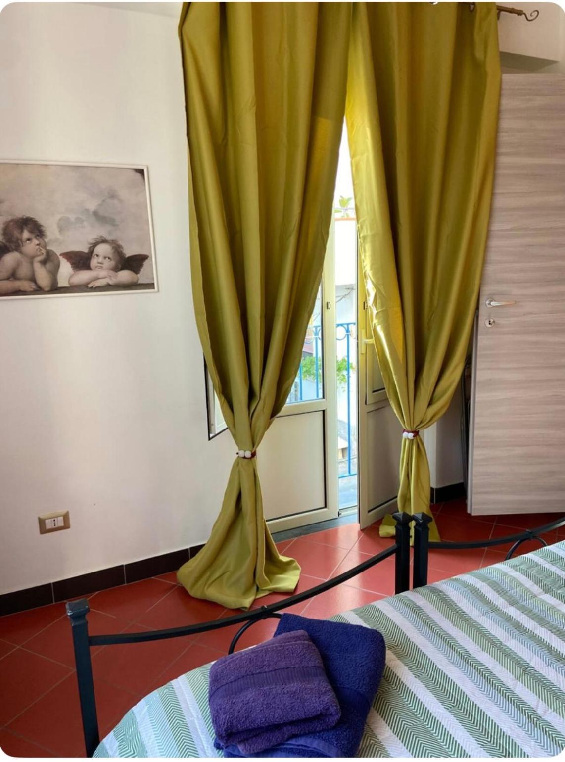 Taormina'S Sun Bed & Breakfast Екстериор снимка