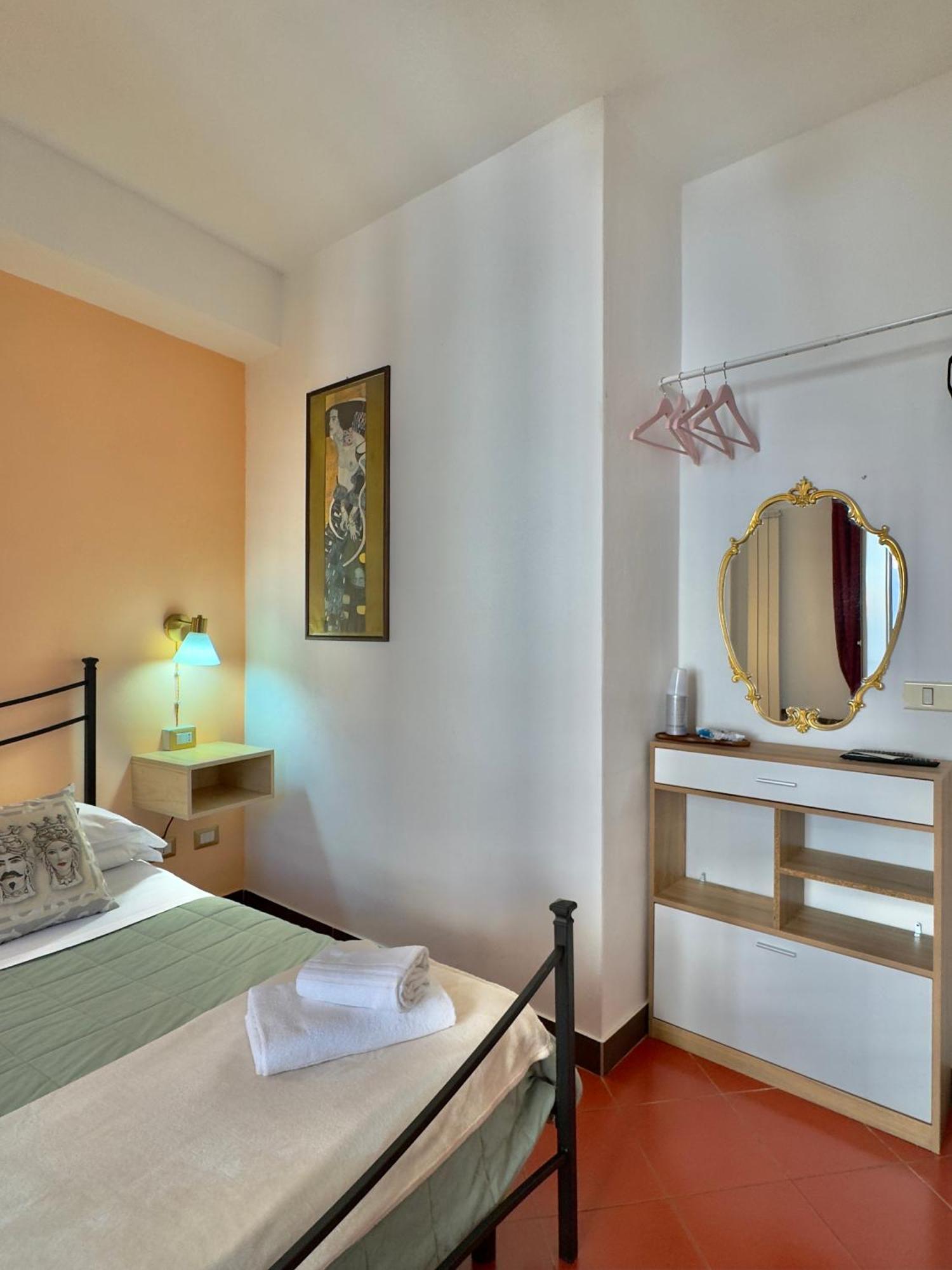 Taormina'S Sun Bed & Breakfast Екстериор снимка