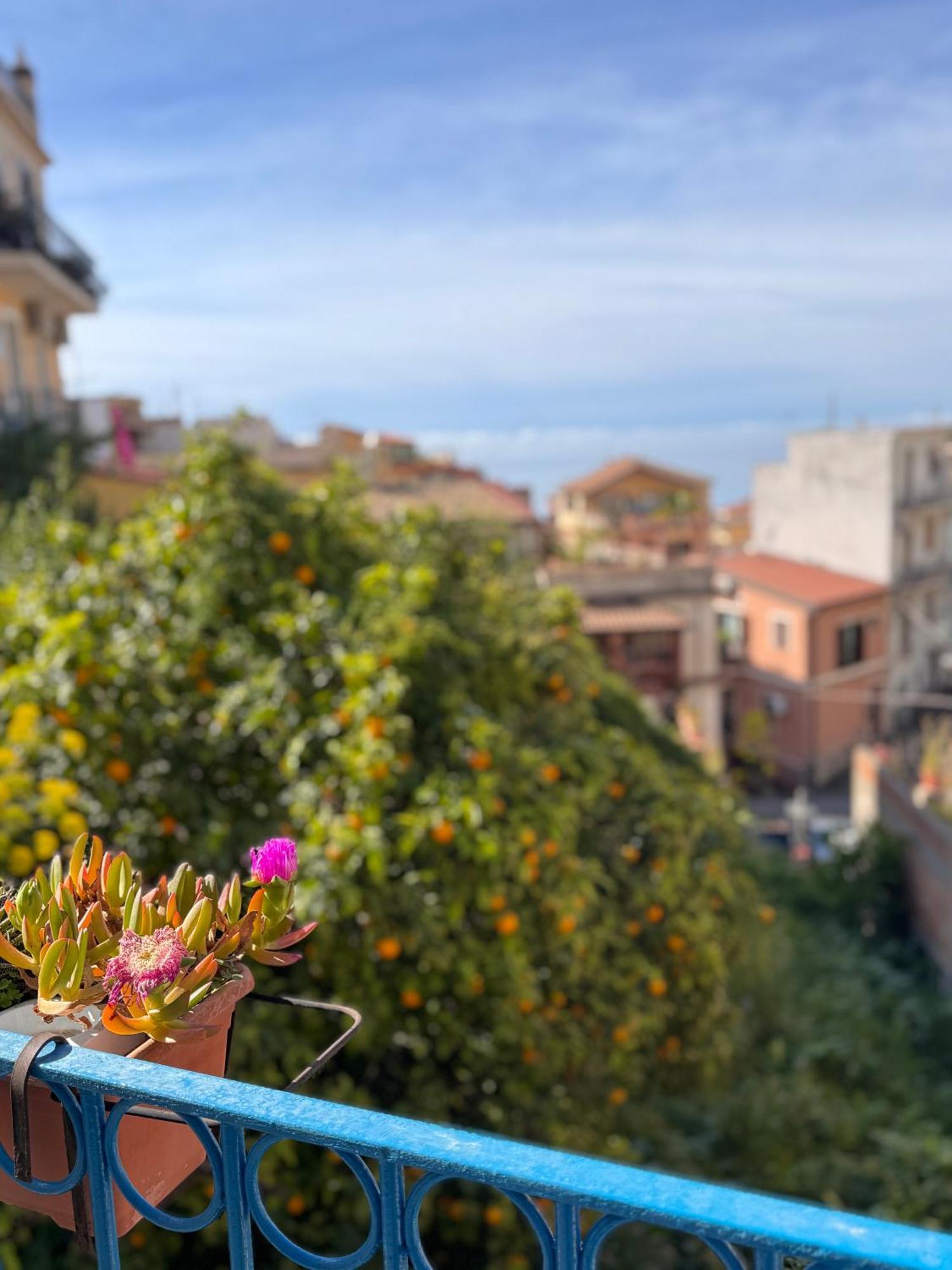 Taormina'S Sun Bed & Breakfast Екстериор снимка